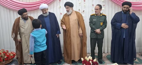 تصاویر/ آیین گرامیداشت هفته دفاع مقدس در مدرسه علمیه خواهران خورموج