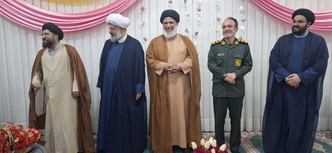 تصاویر/ آیین گرامیداشت هفته دفاع مقدس در مدرسه علمیه خواهران خورموج