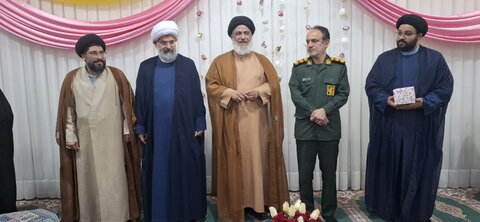 تصاویر/ آیین گرامیداشت هفته دفاع مقدس در مدرسه علمیه خواهران خورموج