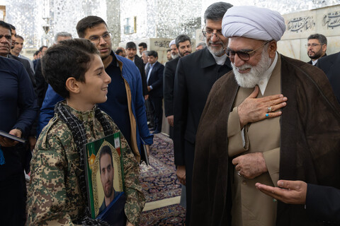 تصاویر/ غبارروبی مضجع مطهر امام رضا علیه‌السلام