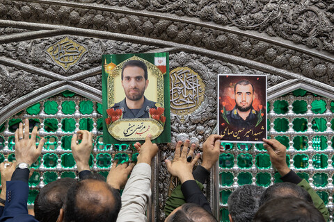 تصاویر/ غبارروبی مضجع مطهر امام رضا علیه‌السلام