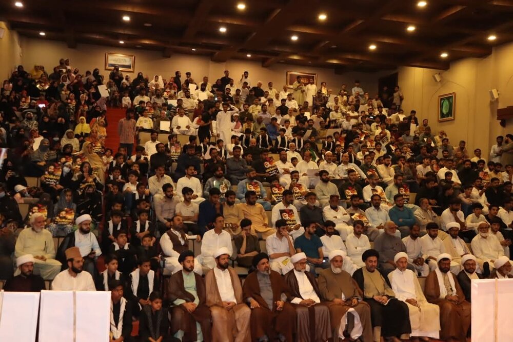 شهید سیدحسن نصرالله افتخار امت اسلام و پرچمدار مقاومت بود