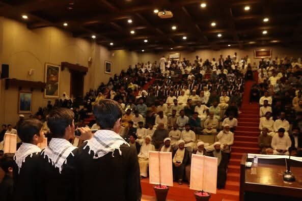 شهید سیدحسن نصرالله افتخار امت اسلام و پرچمدار مقاومت بود