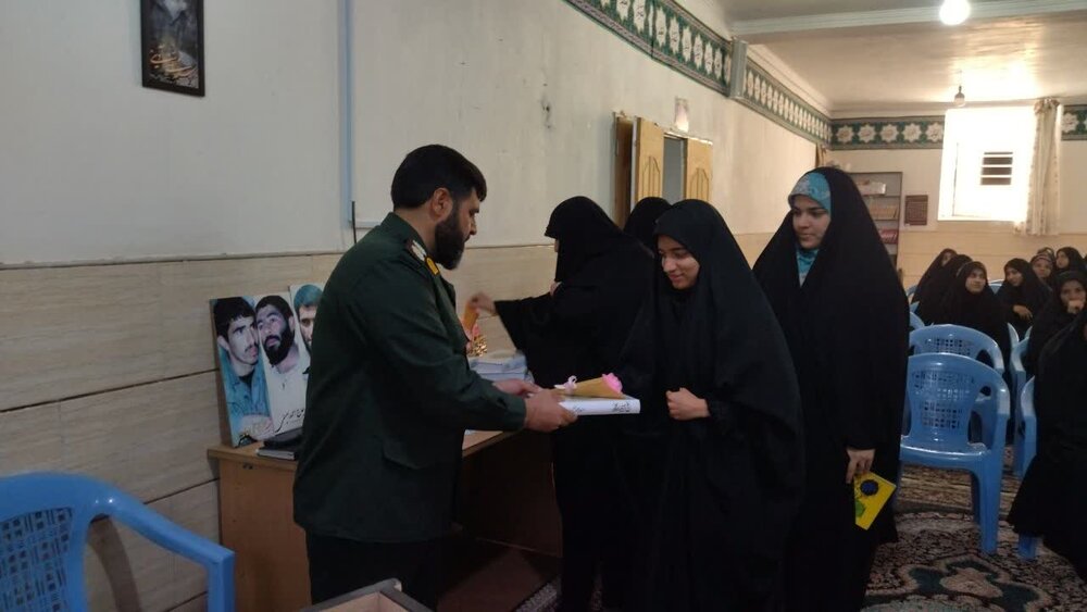 نشست مدرسه علمیه خواهران ریحانه النبی رفسنجان