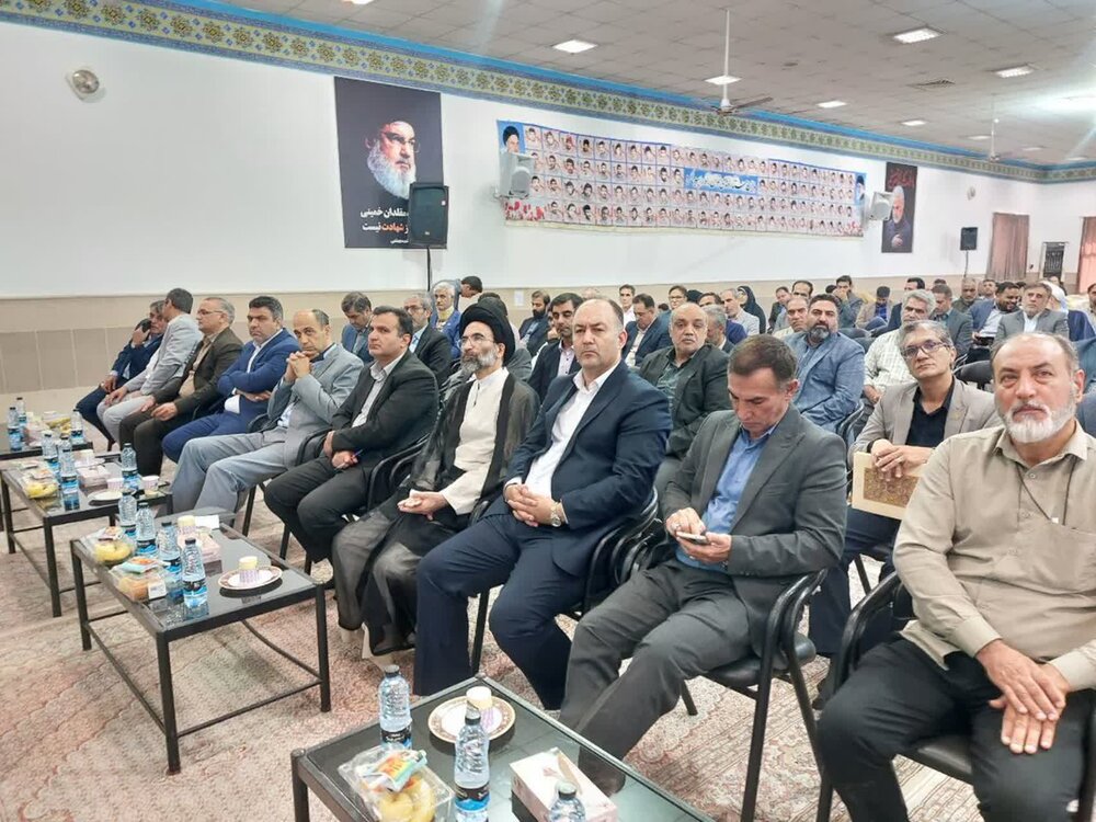 مدیران برای شکرگزاری از شهدا، باید کارشان جهادی باشد