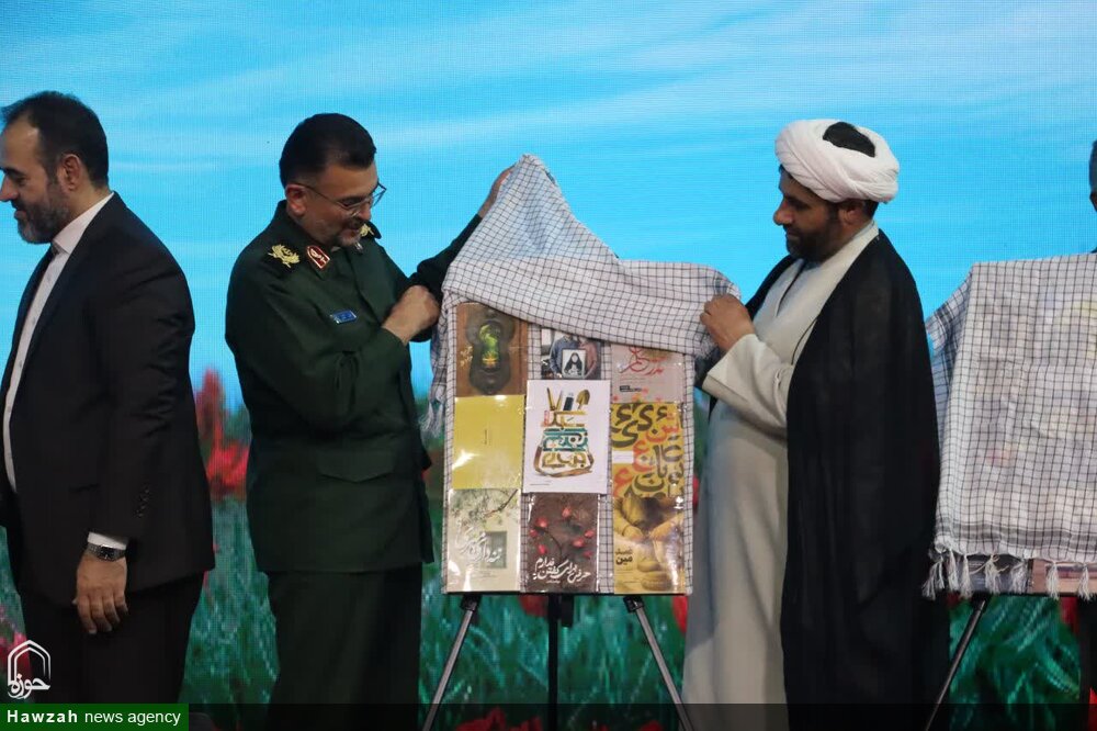 رونمایی از ۳۸ عنوان کتاب با محوریت شهدای استان سمنان در دومین کنگره ملی سه هزار شهید استان