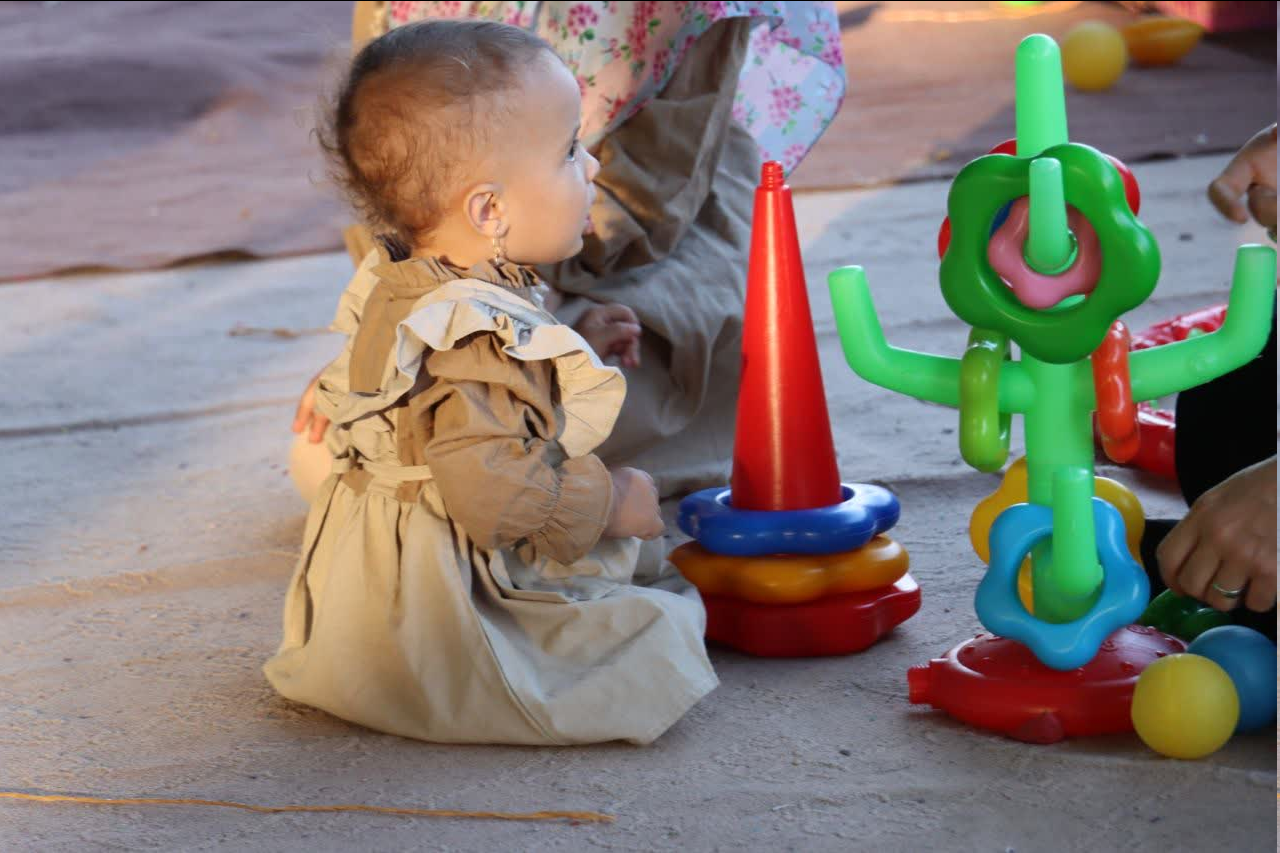 بازی و شادی کودکانه در کنگره شهدای استان سمنان