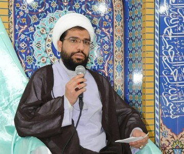 سید حسن نصرالله یک الگو و شهید زنده در بین ما بود