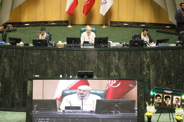 تصاویر/ صحن علنی یکشنبه ۶ مهرماه مجلس شورای اسلامی