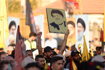 حضور معنادار دهه هشتادی‌ها و نودی‌ها در مراسم گرامی‌داشت سید مقاومت