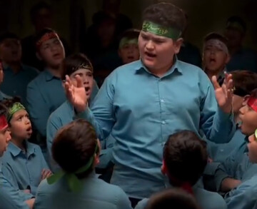 فیلم| نوحه سرایی نوجوان اشکذری در سوگ سیدحسن نصرالله