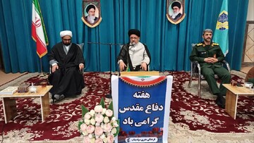 نیروهای مسلح باید در جهاد تبیین همچون جهاد نظامی مجاهدت کنند