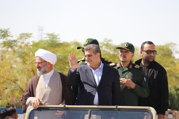 تصاویر/ رژه خودروهای حامل کمک‌های مومنانه در سمنان