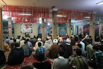 تصاویر/ مراسم گرامیداشت هفته دفاع مقدس در مدرسه الهادی قم