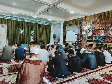 تصاویر/ جلسه اخلاق طلاب مدرسه علمیه امام رضا (ع) میاندوآب