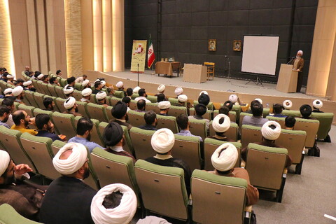 تصاویر/ آیین افتتاحیه سال تحصیلی موسسه آموزش عالی امام صادق علیه السلام(مرکز تخصصی علم کلام)