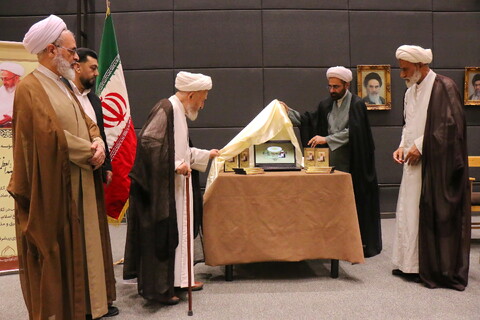 تصاویر/ آیین افتتاحیه سال تحصیلی موسسه آموزش عالی امام صادق علیه السلام
(مرکز تخصصی علم کلام)