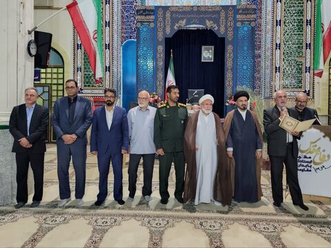 تصاویر/ همایش بزرگ مردم ابرکوه در سالگرد شهید نصرالله