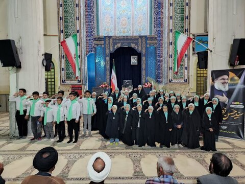 تصاویر/ همایش بزرگ مردم ابرکوه در سالگرد شهید نصرالله