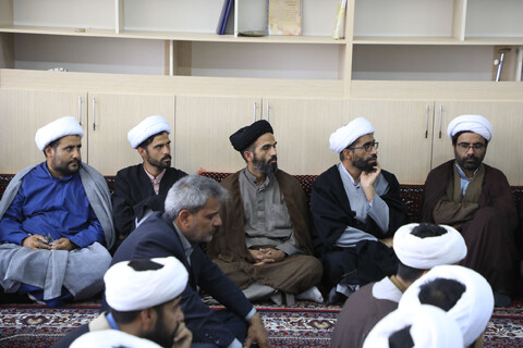 تصاویر|  دیدار جمعی از مبلغین طرح امین با نماینده ولی فقیه در خراسان جنوبی