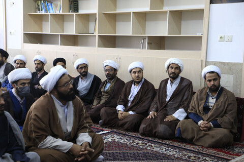 تصاویر|  دیدار جمعی از مبلغین طرح امین با نماینده ولی فقیه در خراسان جنوبی