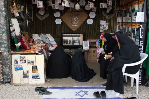 تصاویر/ بازدید مدیرکل تبلیغات اسلامی استان سمنان به همراه معاون فرهنگی و مسئول حراست اداره‌کل از غرفه‌های نمایشگاه دومین کنگره سه‌هزار شهید استان سمنان