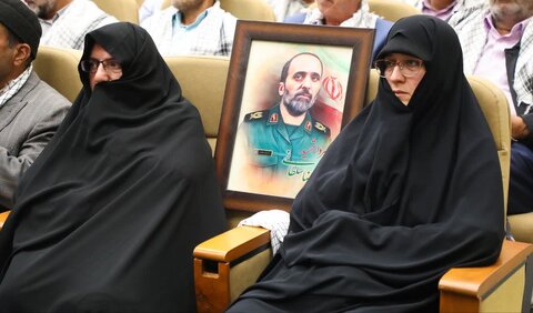 تصاویر/ رگزاری ششمین آیین تجلیل و تکریم پیشکسوتان دفاع مقدس و مقاومت استان با حضور استاندار یزد