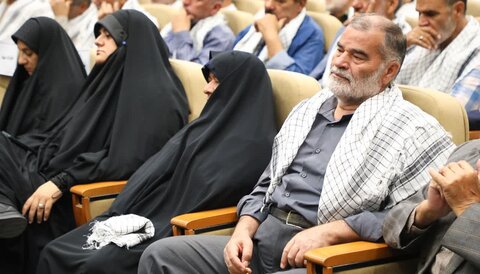 تصاویر/ رگزاری ششمین آیین تجلیل و تکریم پیشکسوتان دفاع مقدس و مقاومت استان با حضور استاندار یزد