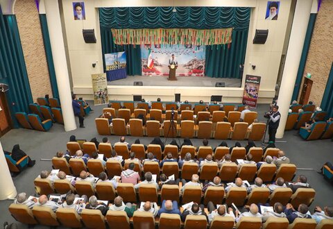 تصاویر/ رگزاری ششمین آیین تجلیل و تکریم پیشکسوتان دفاع مقدس و مقاومت استان با حضور استاندار یزد