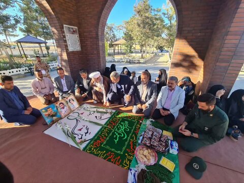 تصاویر/حضور طلاب مدرسه علمیه صدیقه طاهره غرق آباد در یادوراه شهدای دفاع مقدس