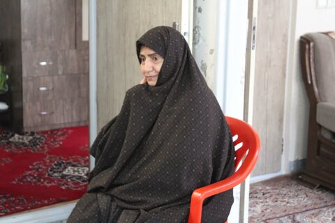 تصاویر/دیدار امام جمعه و اعضای شورای تامین شهرستان آران و بیدگل با خانواده شهدای دفاع مقدس