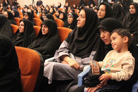 تصاویر/ ویژه برنامه زنان کویر، آسمان ایثار در کرمان