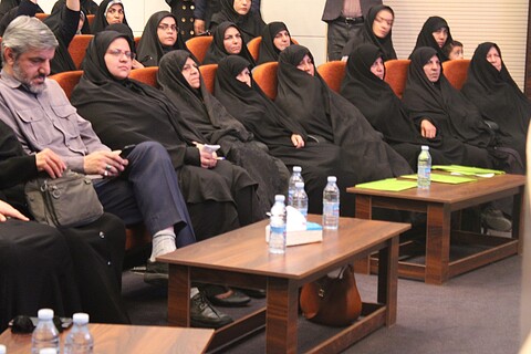 تصاویر/ ویژه برنامه زنان کویر، آسمان ایثار در کرمان