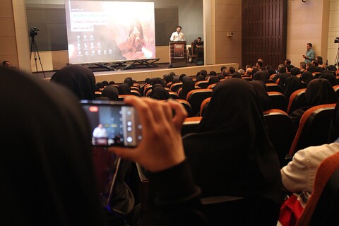 تصاویر/ ویژه برنامه زنان کویر، آسمان ایثار در کرمان