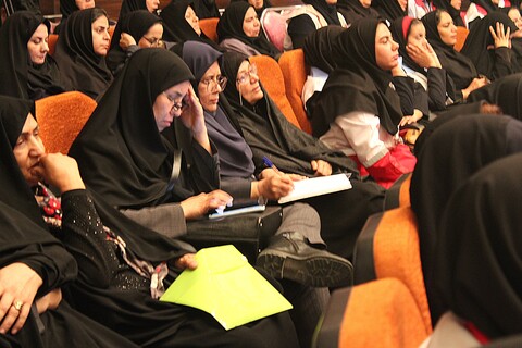 تصاویر/ ویژه برنامه زنان کویر، آسمان ایثار در کرمان