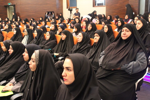 تصاویر/ ویژه برنامه زنان کویر، آسمان ایثار در کرمان