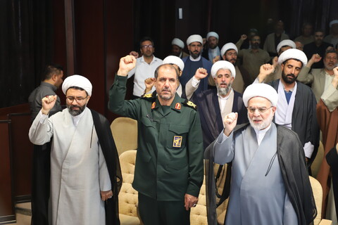 تصاویر/همایش تکریم علماء، ماموستایان، اساتید دانشگاه، نخبگان علمی و فرهنگی و چهره‌های تأثیرگذار استان کردستان