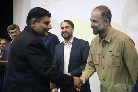 تصاویر/ رونمایی از مستند" محمدایرانی" اولین شهید هسته ای ایران