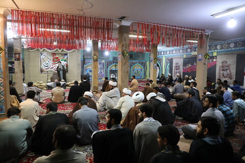 تصاویر/ مراسم گرامیداشت هفته دفاع مقدس در مدرسه الهادی قم