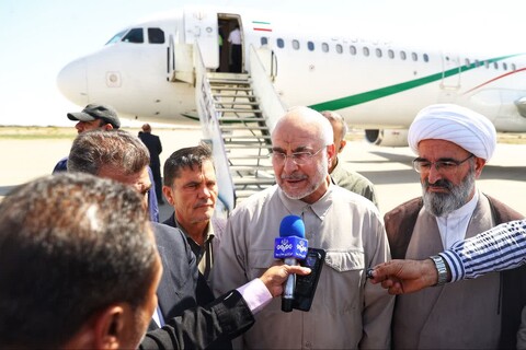 تصاویر/ استقبال از قالیباف رئیس مجلس شورای اسلامی در بدو ورود به فرودگاه شهدای استان سمنان