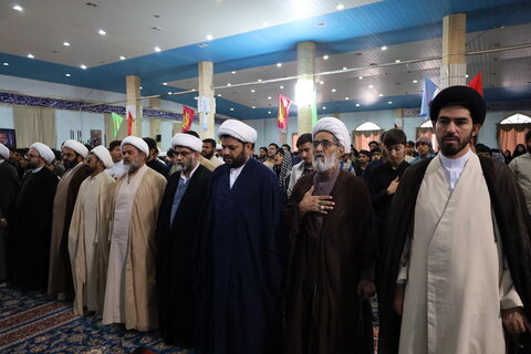 مراسم آغاز سال تحصیلی و گرامیداشت هفته دفاع مقدس مدارس علمیه زابل