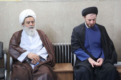 تصاویر/ مراسم سالگرد شهادت شهید سید حسن نصرالله و همرزمان شهیدش در مدرسه علمیه مصلی برگزار شد