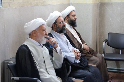 تصاویر/ مراسم سالگرد شهادت شهید سید حسن نصرالله و همرزمان شهیدش در مدرسه علمیه مصلی برگزار شد