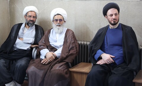 تصاویر/ مراسم سالگرد شهادت شهید سید حسن نصرالله و همرزمان شهیدش در مدرسه علمیه مصلی برگزار شد