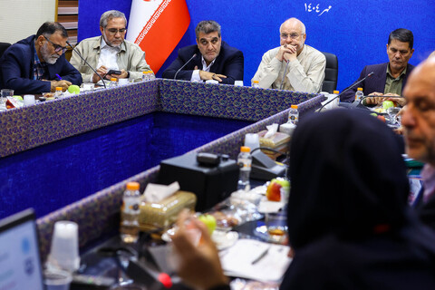 تصاویر/ نشست بررسی شبیه‌سازی طرح رفع ناترازی انرژی در استان سمنان با حضور قالیباف