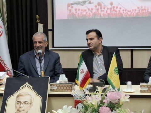 تصاویر/ تجلیل خانواده شهدا،ایثارگران،جانبازان وبسیجیان مجموعه کارگزاران حج وزیارت کاشان