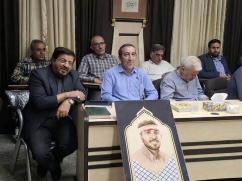 تصاویر/ تجلیل خانواده شهدا،ایثارگران،جانبازان وبسیجیان مجموعه کارگزاران حج وزیارت کاشان