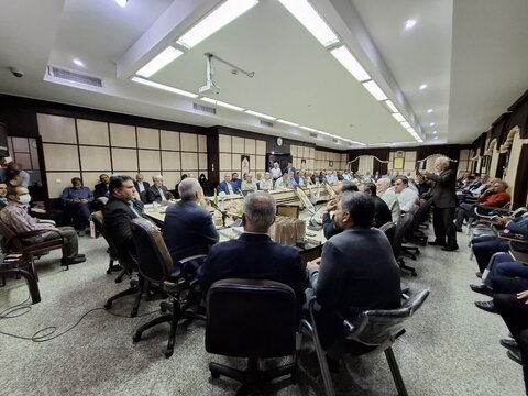 تصاویر/ تجلیل خانواده شهدا،ایثارگران،جانبازان وبسیجیان مجموعه کارگزاران حج وزیارت کاشان