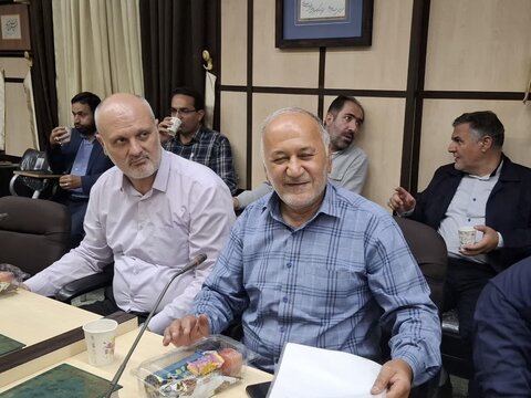 تصاویر/ تجلیل خانواده شهدا،ایثارگران،جانبازان وبسیجیان مجموعه کارگزاران حج وزیارت کاشان