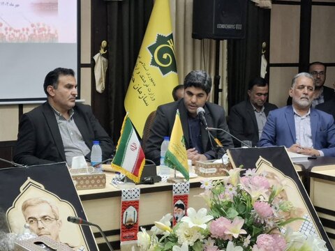 تصاویر/ تجلیل خانواده شهدا،ایثارگران،جانبازان وبسیجیان مجموعه کارگزاران حج وزیارت کاشان